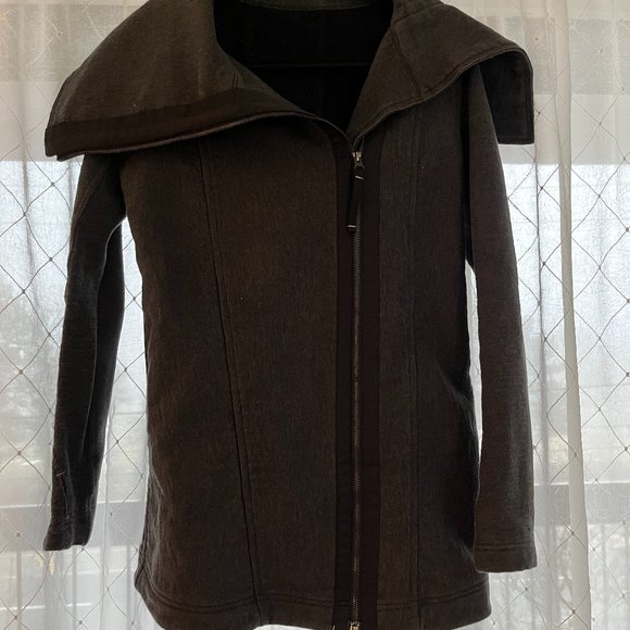 gray lululemon sweater jacket size 6 - Picture 5 of 9